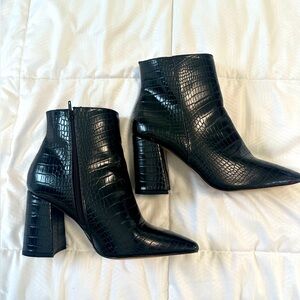 Black faux crocodile pointed boots